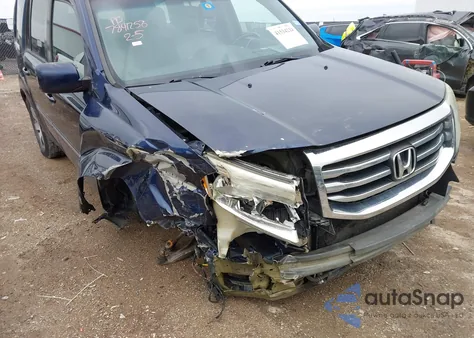 2013 Honda Pilot Touring z USA, uszkodzony, nr VIN 5FNYF3H94DB028123